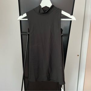 White House Black Market Forme Mock Neck Knit Top in Black Size XS New with Tags